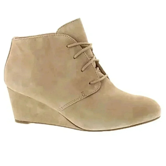 Madden Girl Domain Faux Suede Wedge Booties Ankle Boots - Picture 1 of 12